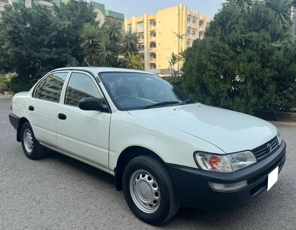 Toyota Corolla 2001 for Sale in Islamabad Image-1