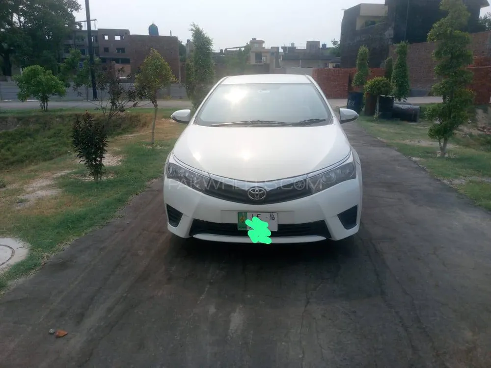 Toyota Corolla 2015 for Sale in Lahore Image-1