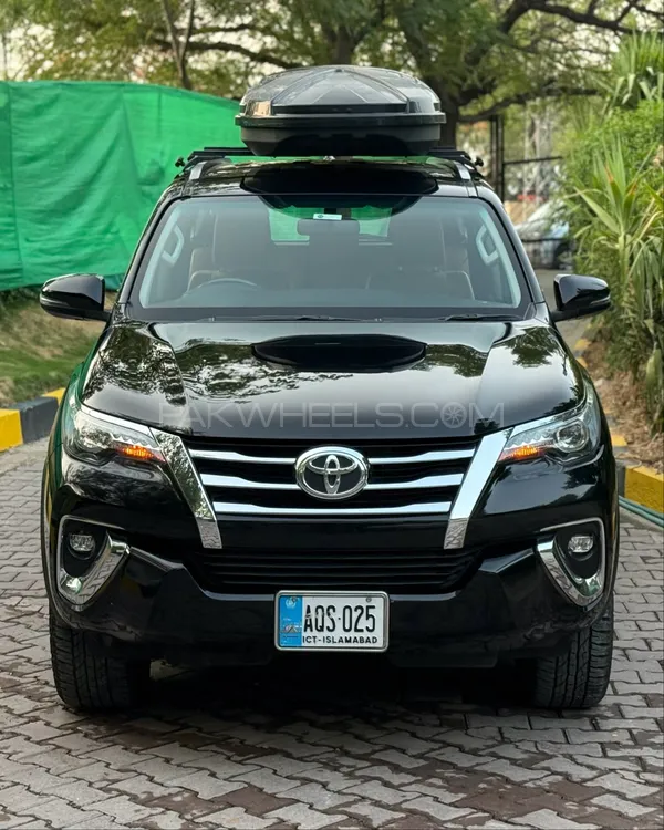 Toyota Fortuner 2020 for Sale in Islamabad Image-1