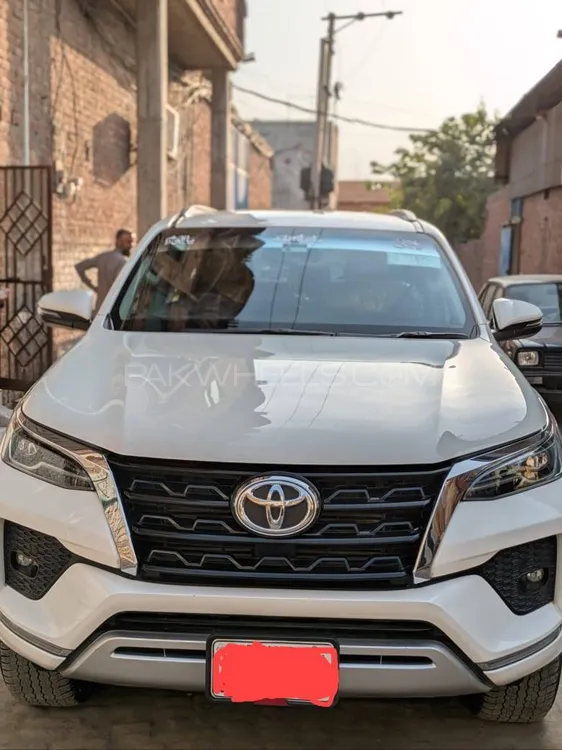 Toyota Fortuner 2022 for Sale in Lahore Image-1