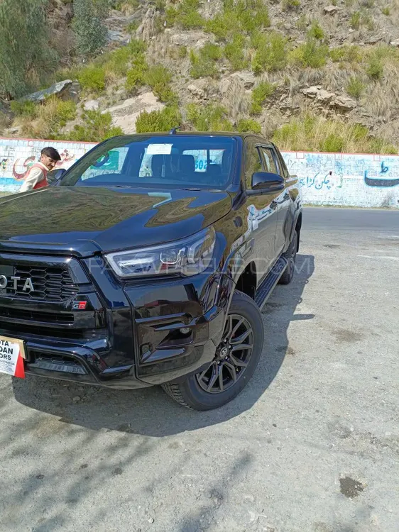 Toyota Hilux 2025 for Sale in Islamabad Image-1