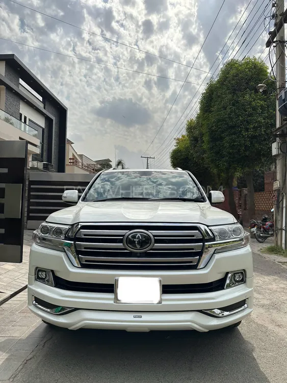 Toyota Land Cruiser 2017 for Sale in Lahore Image-1