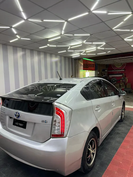Toyota Prius 2015 for Sale in Gujranwala Image-1