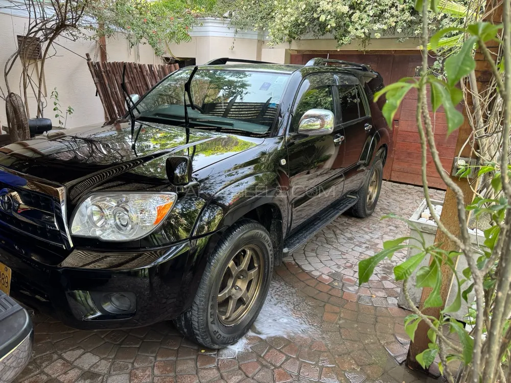 Toyota Surf 2006 for Sale in Karachi Image-1