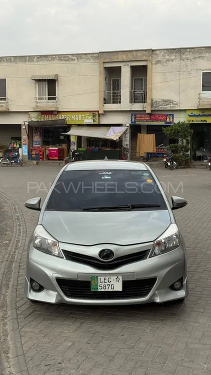 Toyota Vitz 2014 for Sale in Faisalabad Image-1