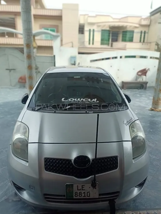 Toyota Yaris Sedan 2007 for Sale in Gujranwala Image-1