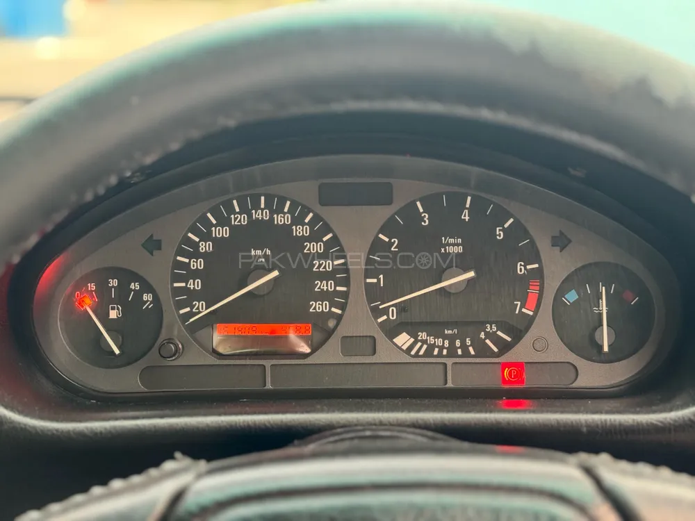 BMW 3 Series 1997 for Sale in Islamabad BMW 3 Series 1997 for Sale in Islamabad Image-10
