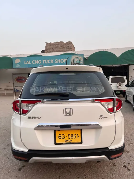 Honda BR-V 2017 for Sale in Ghotki Image-1