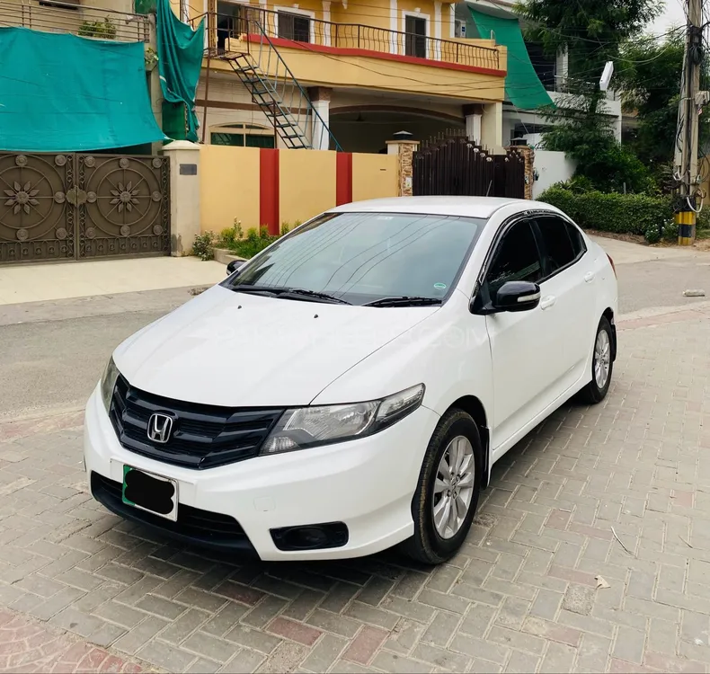 Honda City 2015 for Sale in Lahore Image-1