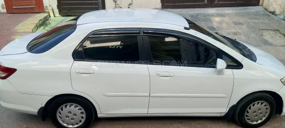 Honda City 2005 for Sale in Islamabad Image-1