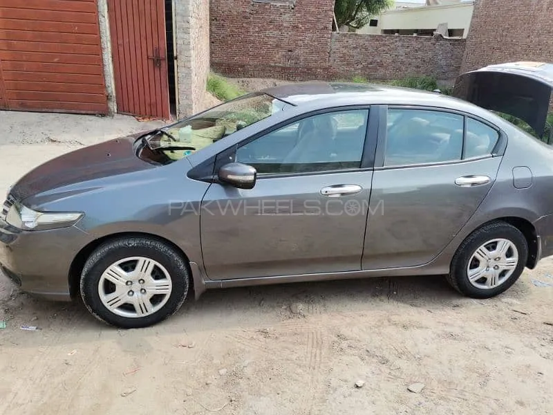 Honda City 2015 for Sale in Multan Image-1