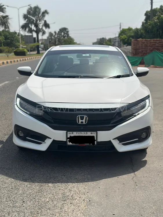 Honda Civic 2020 for Sale in Lahore Image-1