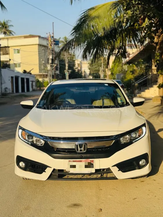 Honda Civic 2017 for Sale in Karachi Image-1