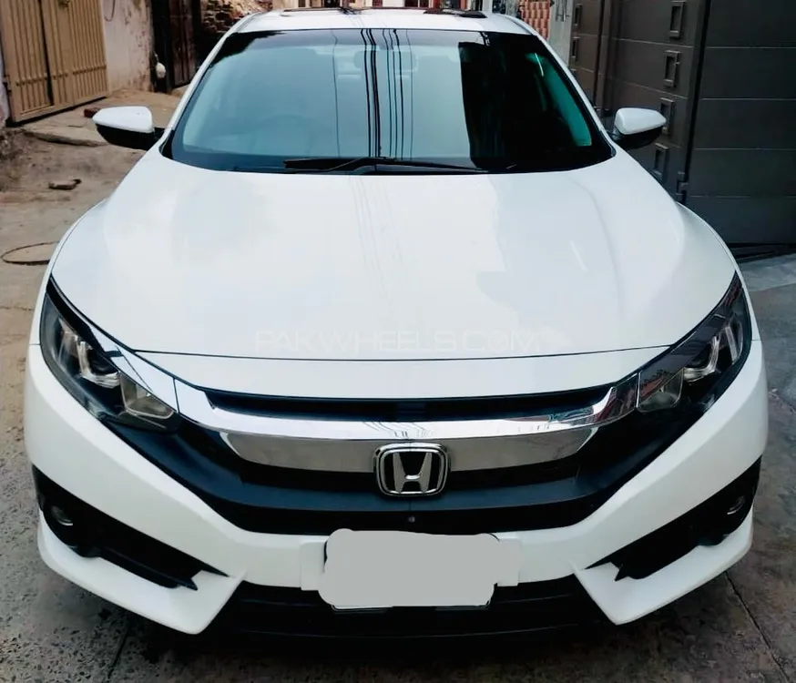 Honda Civic 2018 for Sale in Lahore Image-1