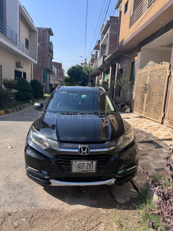 Honda Vezel 2014 for Sale in Faisalabad Image-1
