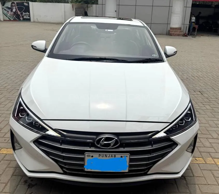 Hyundai Elantra 2023 for Sale in Lahore Image-1