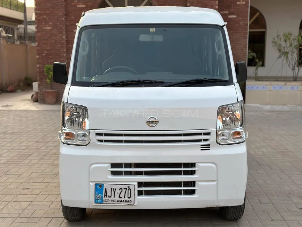 Nissan Clipper 2015 for Sale in Multan Image-1