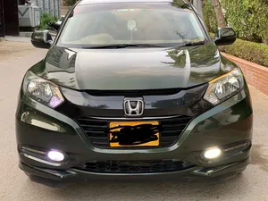 Honda Vezel Hybrid X 2015 for Sale
