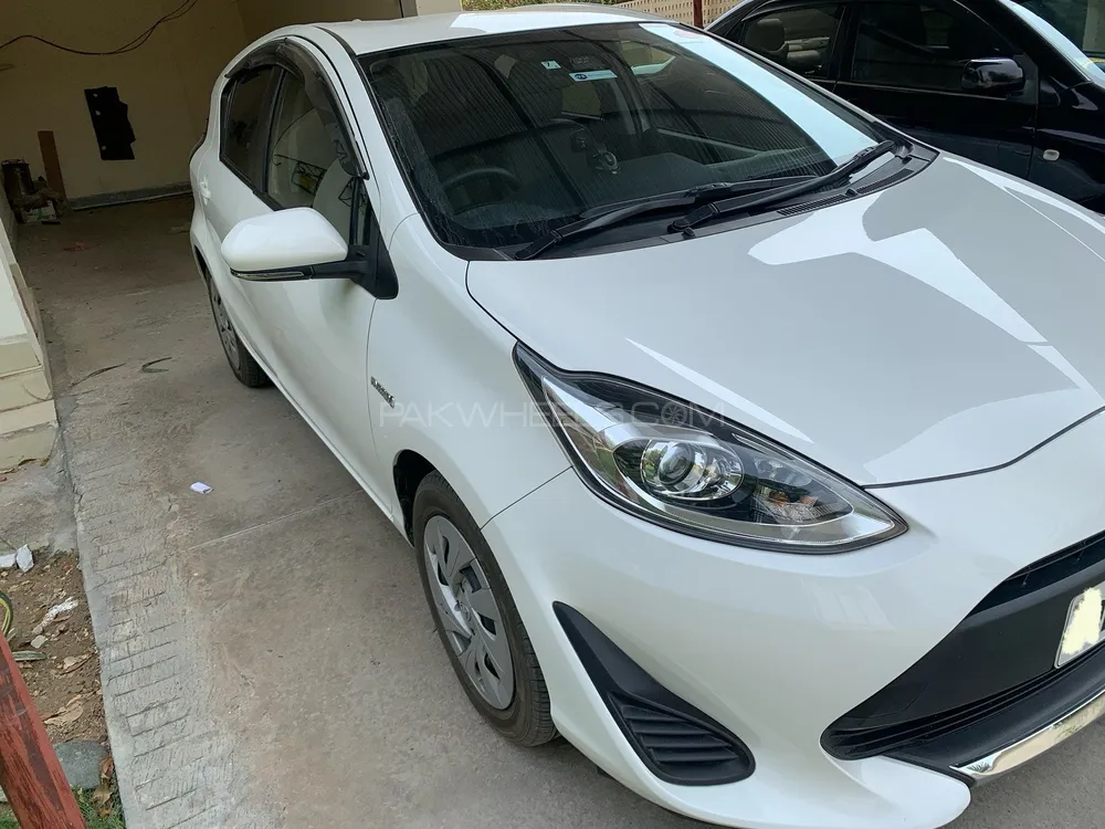 Toyota Aqua 2020 for Sale in Lahore Image-1