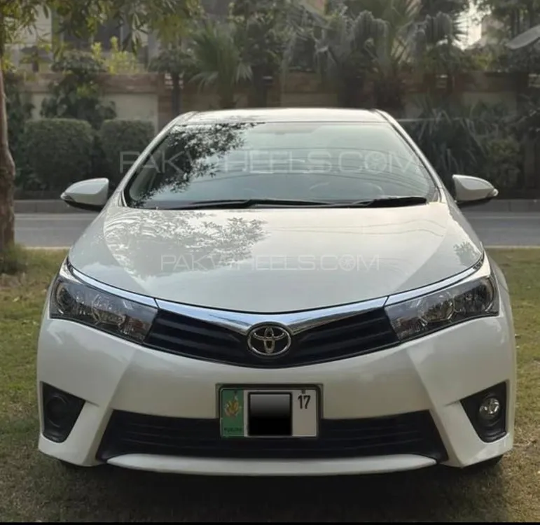 Toyota Corolla 2017 for Sale in Chowk azam Image-1