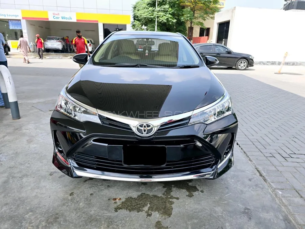 Toyota Corolla 2023 for Sale in Lahore Image-1