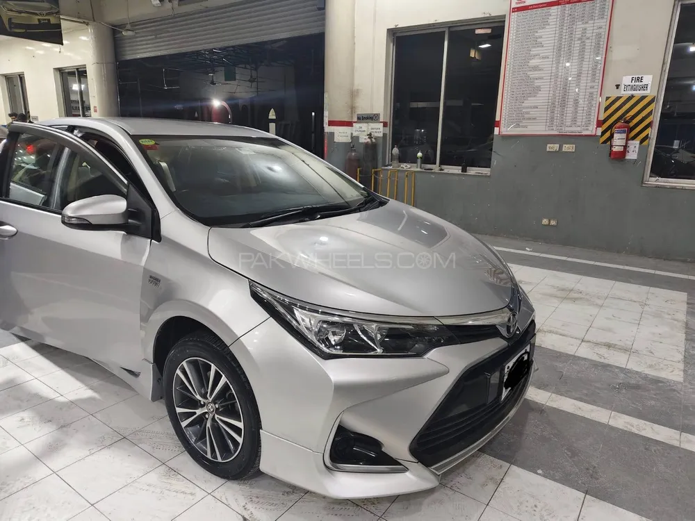 Toyota Corolla 2022 for Sale in Lahore Image-1