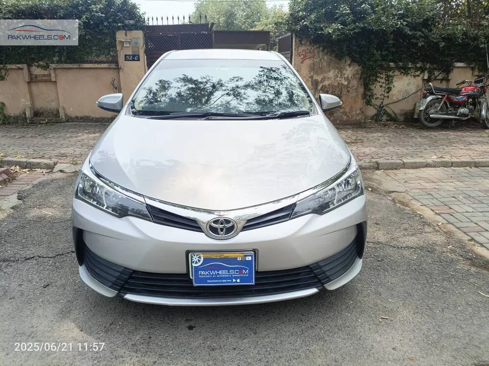 Toyota Corolla 2019 for Sale in Islamabad Image-1