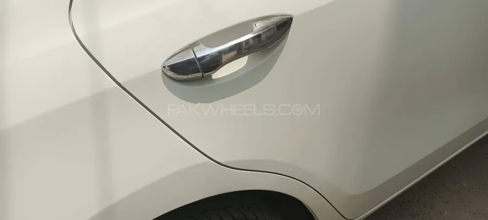 Toyota Corolla 2019 for Sale in Gojra Image-1