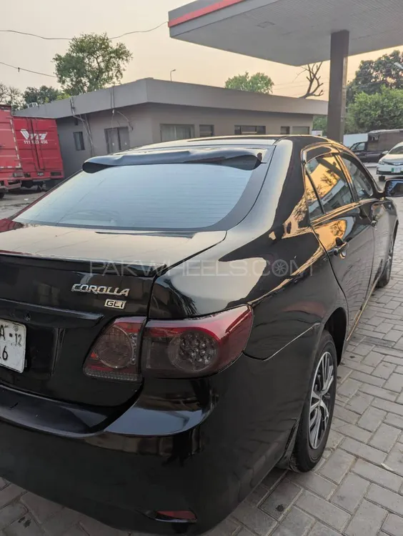 Toyota Corolla 2012 for Sale in Lahore Image-1