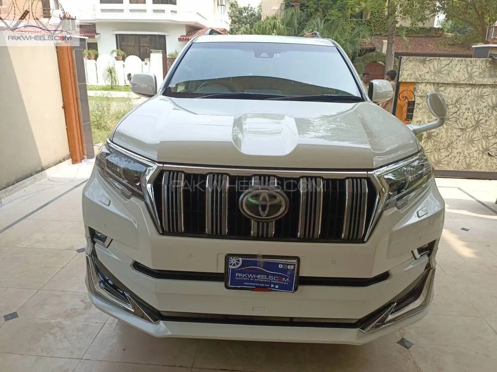 Toyota Prado 2018 for Sale in Islamabad Image-1