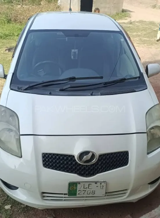 Toyota Vitz 2006 for Sale in Islamabad Image-1