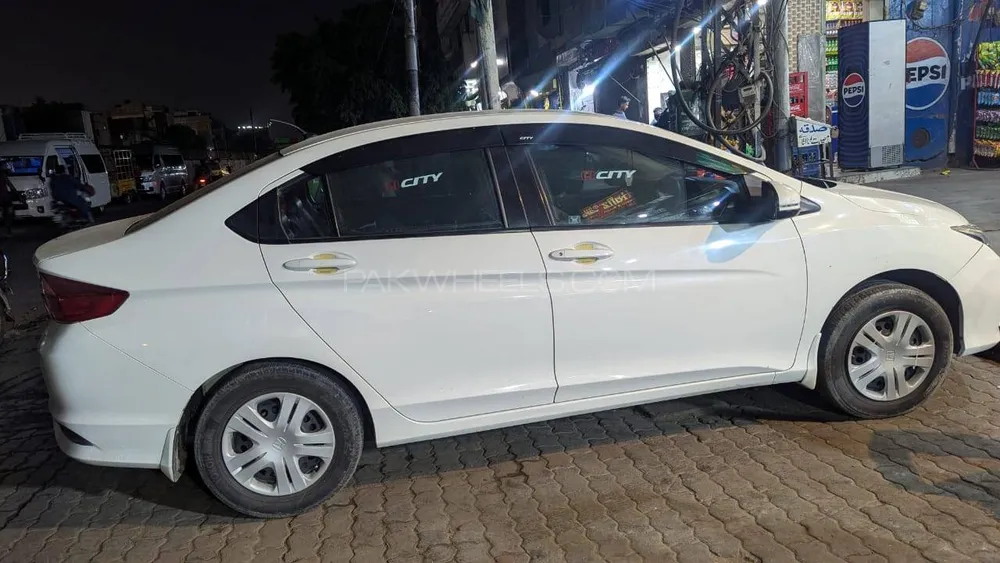 Honda City 2022 for Sale in Lahore Image-1