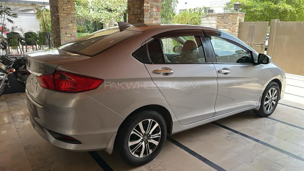 Honda City 2022 for Sale in Faisalabad Image-1