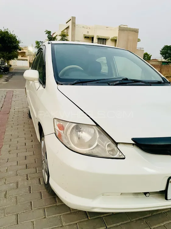 Honda City 2004 for Sale in Multan Image-1