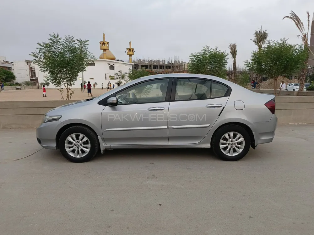 Honda City 2017 for Sale in Karachi Image-1