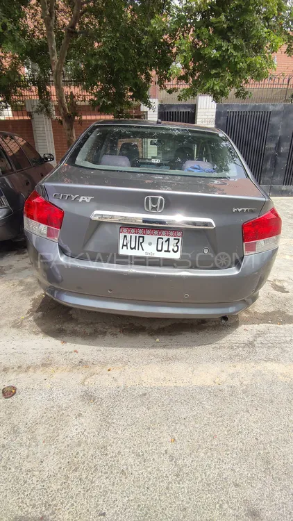 Honda City 2010 for Sale in Karachi Image-1