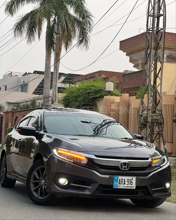 Honda Civic 2020 for Sale in Lahore Image-1