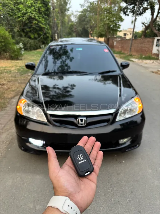Honda Civic 2005 for Sale in Lahore Image-1
