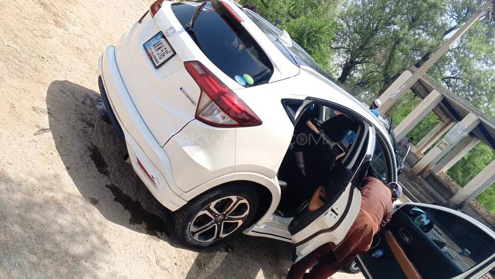 Honda Vezel 2014 for Sale in Pindi gheb Image-1