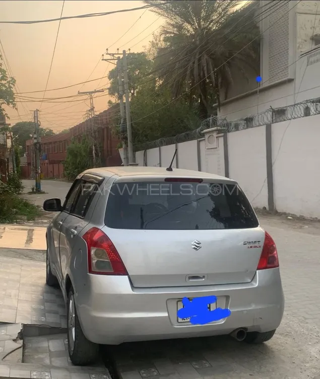 Suzuki Swift 2015 for Sale in Sialkot Image-1