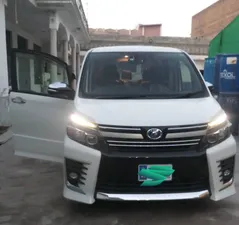 Toyota Voxy 2016 for Sale