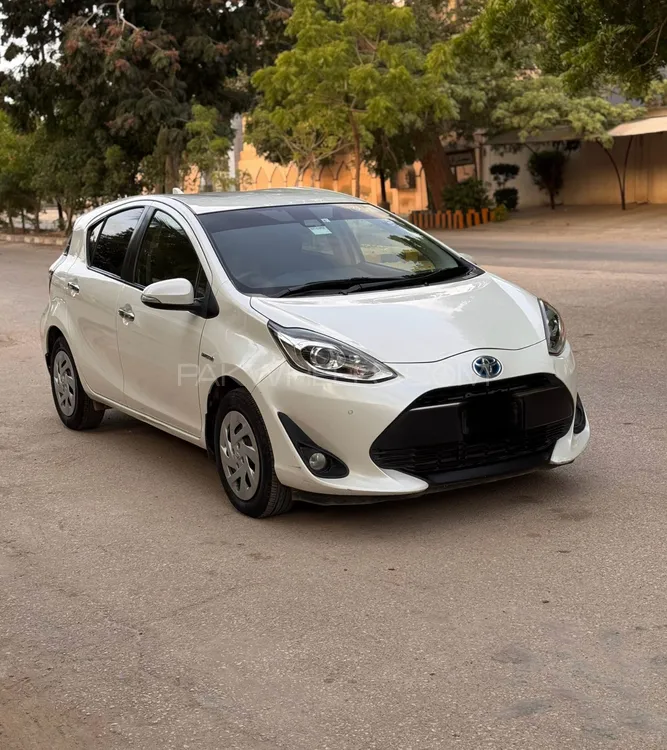 Toyota Aqua 2018 for Sale in Karachi Image-1
