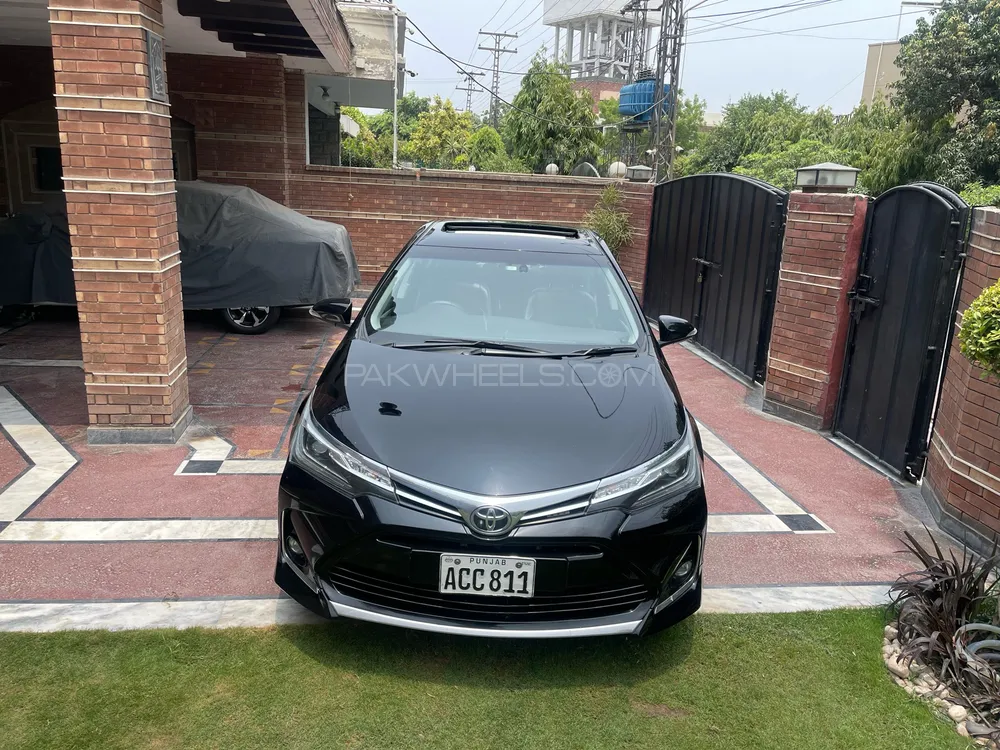 Toyota Corolla 2021 for Sale in Lahore Image-1