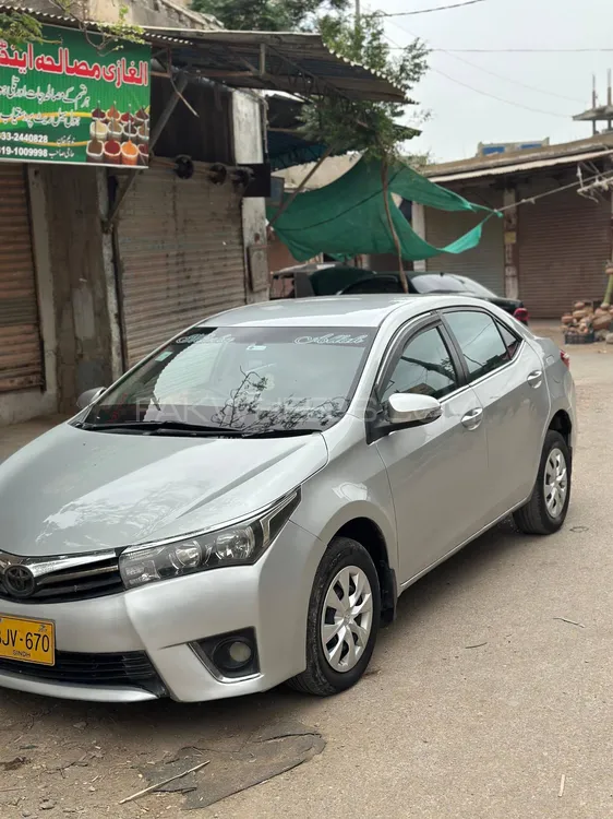 Toyota Corolla 2017 for Sale in Karachi Image-1