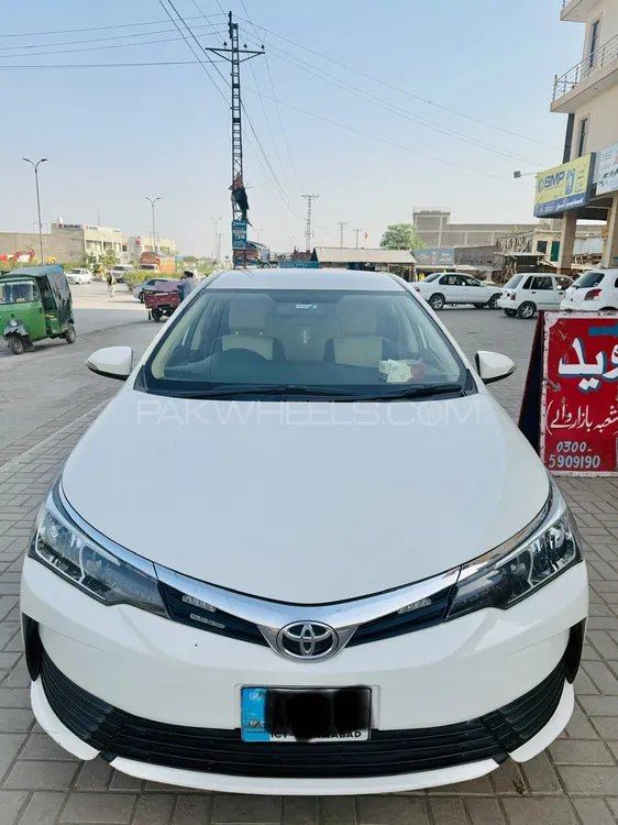 Toyota Corolla 2018 for Sale in Peshawar Image-1