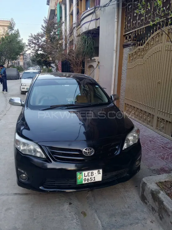 Toyota Corolla 2013 for Sale in Islamabad Image-1