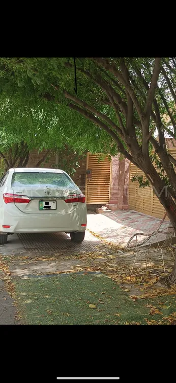 Toyota Corolla 2016 for Sale in Lahore Image-1