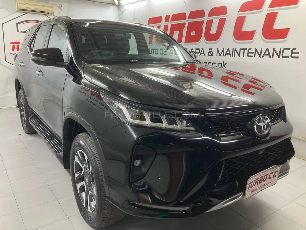 Toyota Fortuner 2022 for Sale in Karachi Image-1