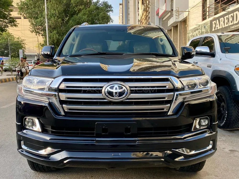 Toyota Land Cruiser 2018 for Sale in Karachi Image-1