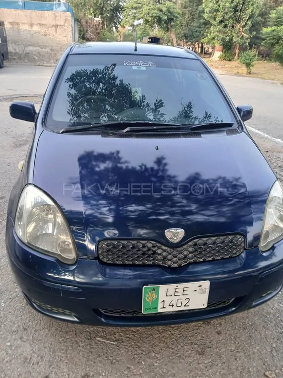 Toyota Vitz 2002 for Sale in Islamabad Image-1